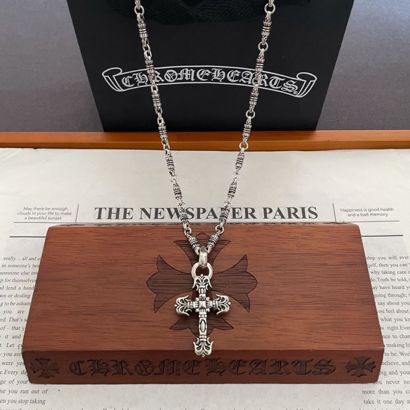 Ch**me He**ts necklaces